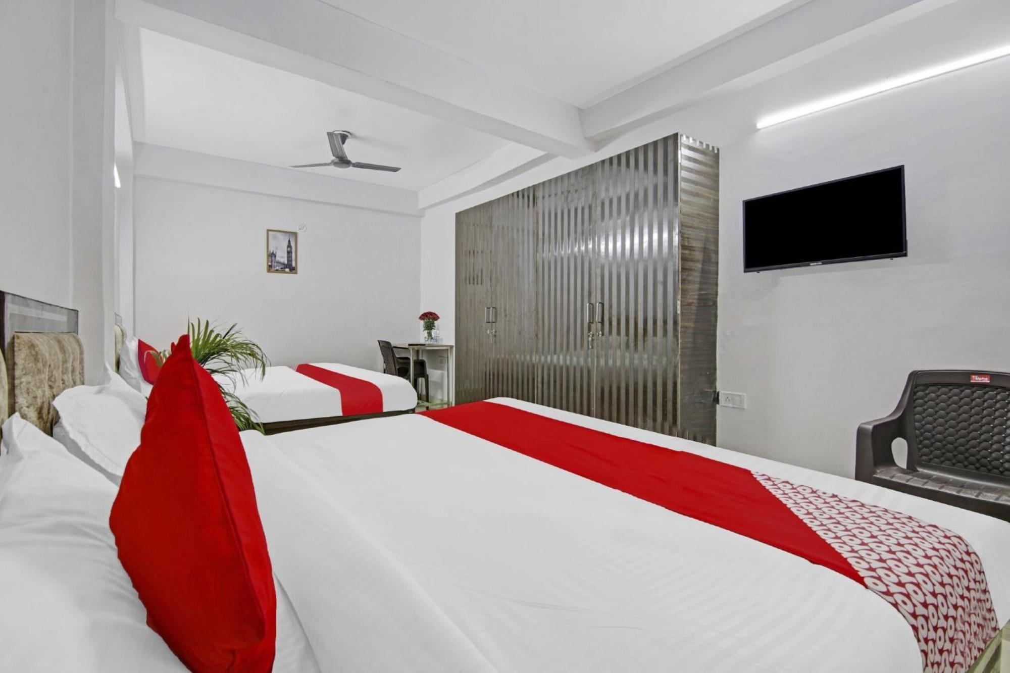 Hotel Green Olive 뉴델리 외부 사진